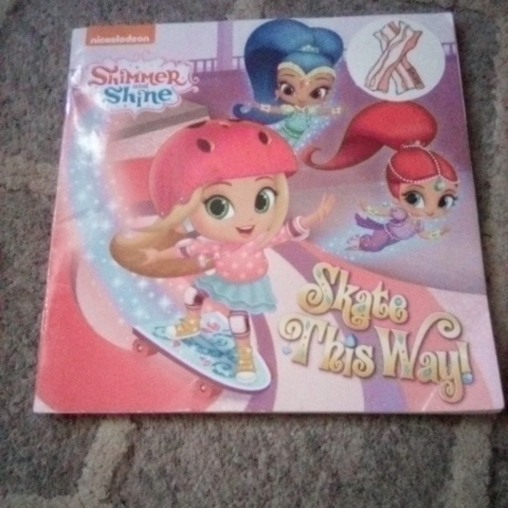 Shimmer and shine read along book